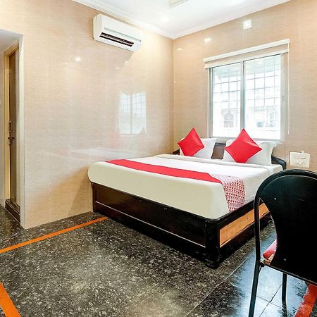 Hotel Tejasri Residency Vijayawāda Esterno foto