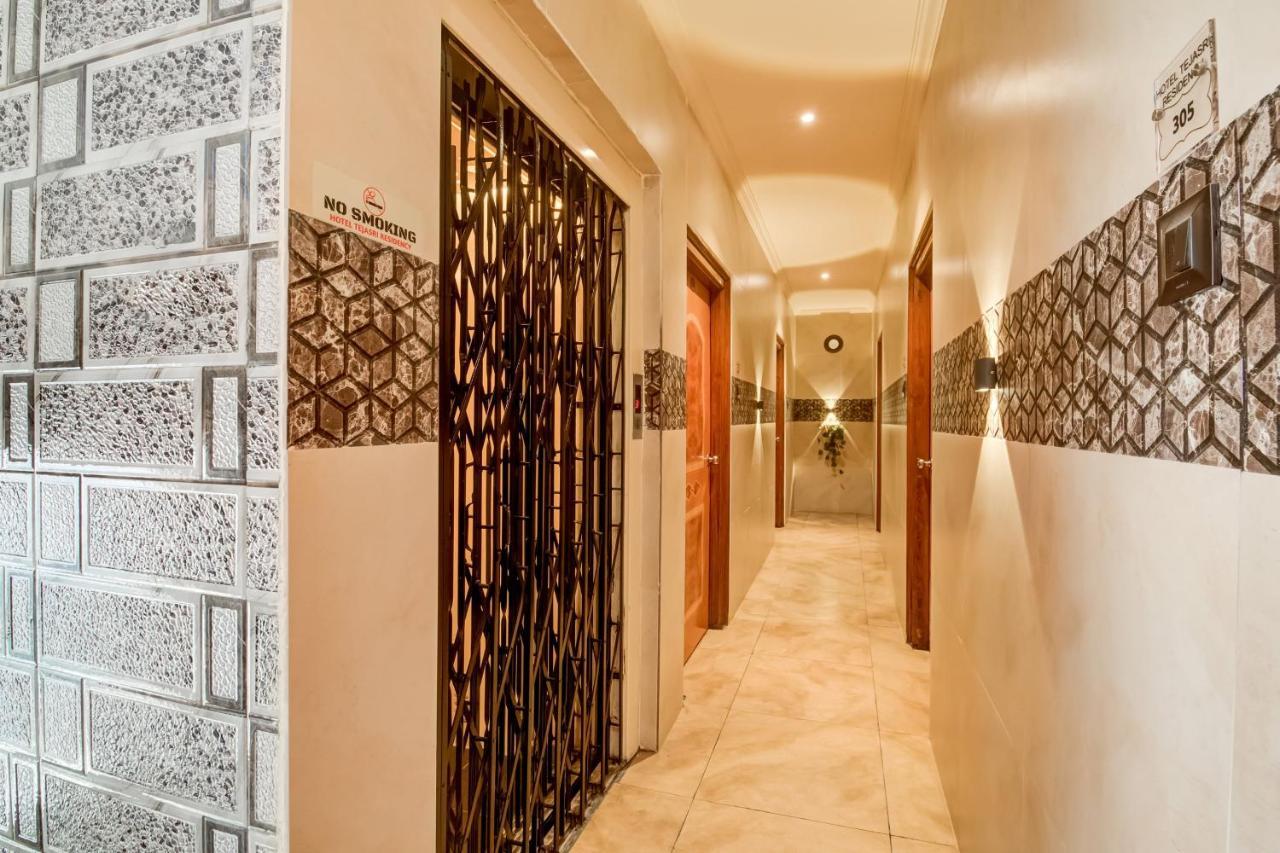 Hotel Tejasri Residency Vijayawāda Esterno foto